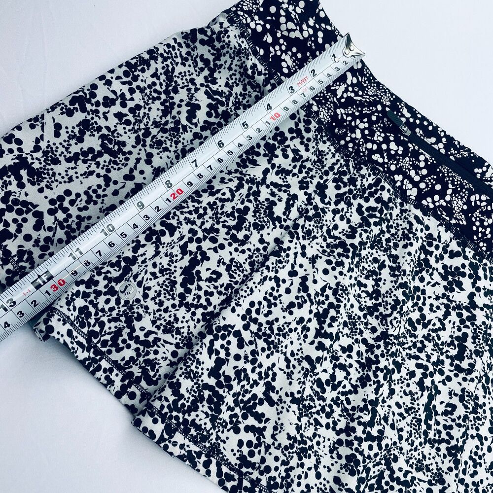 ~ Lululemon 10 Pace Rival Skirt Tennis Pickleball FlawNoShorts Black White - Picture 7 of 16